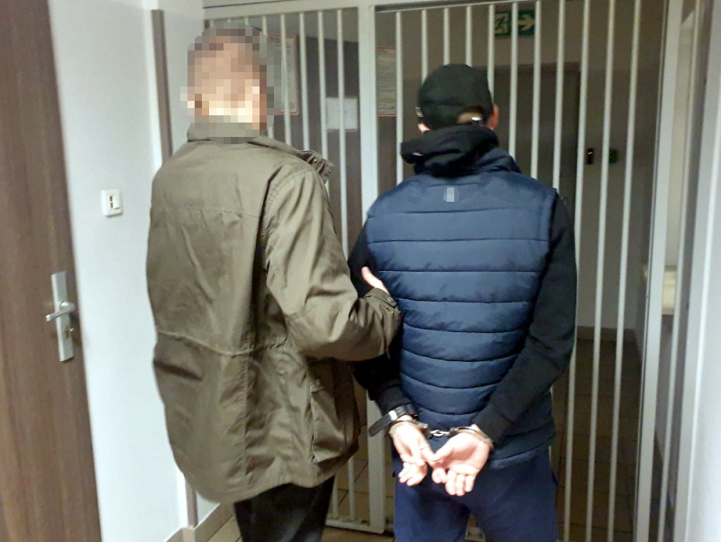 „Czujka” zawiodła, wpadł przy segregowaniu narkotyków