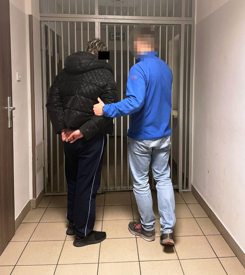 Zaatakowała partnera nożem. Sąd tymczasowo ją aresztował