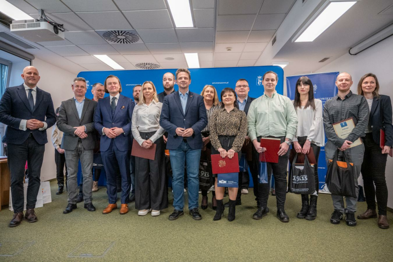 Wyróżnienia dla warszawskich operatorów numeru 112