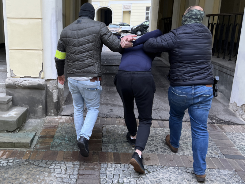 Samochody kradli w Czechach, wpadli w ręce policjantów z grupy „Orzeł”