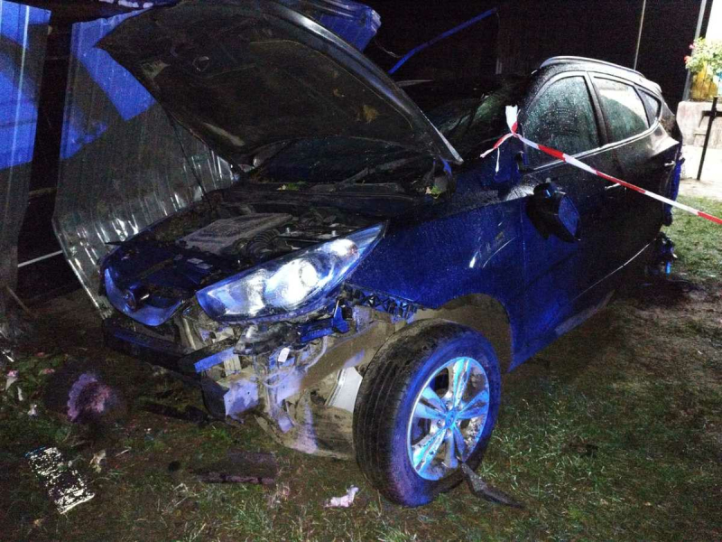 Pijana matka wiozła dwoje dzieci i doprowadziła do wypadku, w którym ranna została 7-latka