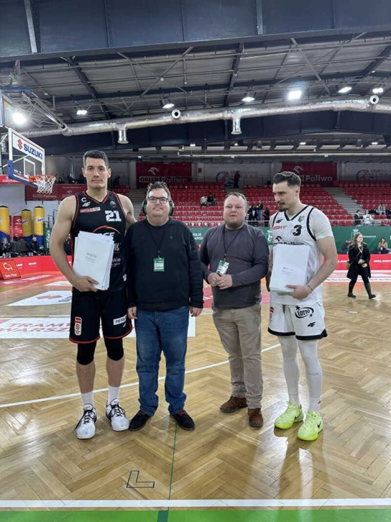 Legia Warszawa gra z Fundacją Nowa Nadzieja