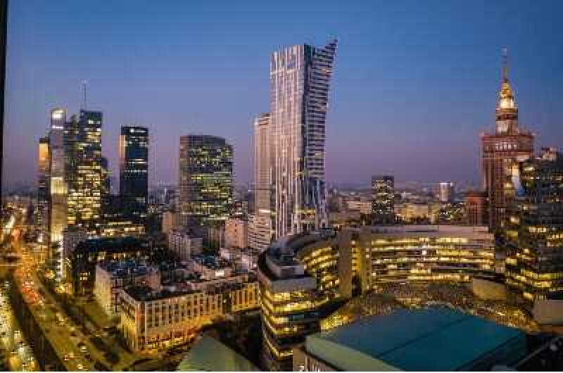 Warszawa znów opiekuje się stołecznymi zabytkami