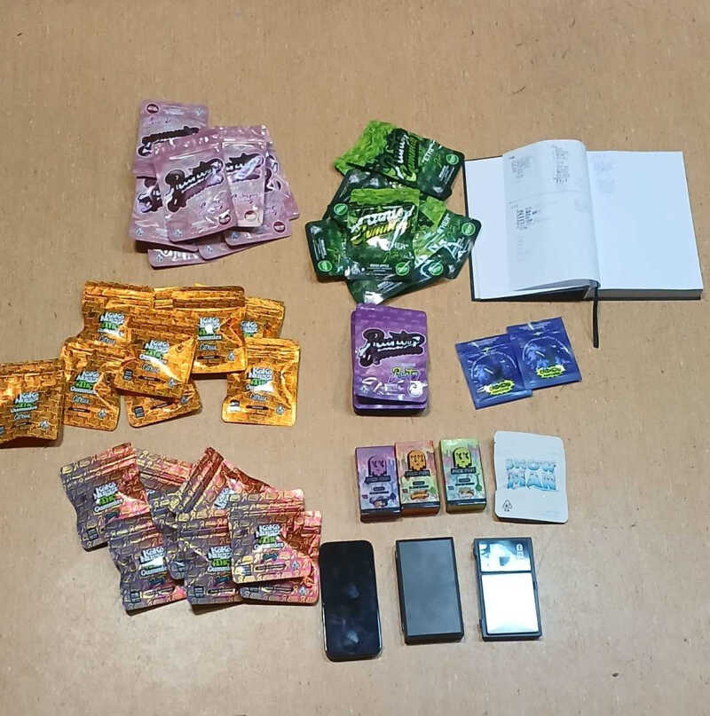 Marihuana, 3-CMC i narkotyki w żelkach- areszt dla jednego, dozór dla drugiego