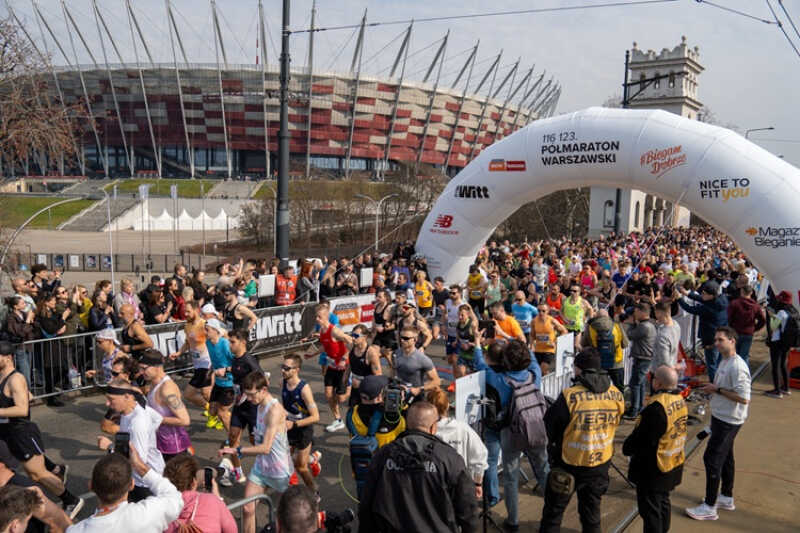 Największy półmaraton w Polsce, świetne wyniki Marokańczyków i dziesiątki tysięcy kibiców na trasie – tak wyglądał 116 123. Półmaraton Warszawski