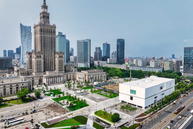 Plac Centralny – zielona przestrzeń w sercu miasta