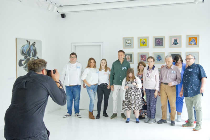 Kampania „Zawsze różowa, zawsze niebieski” – znani artyści wspierają profilaktykę przeciwnowotworową