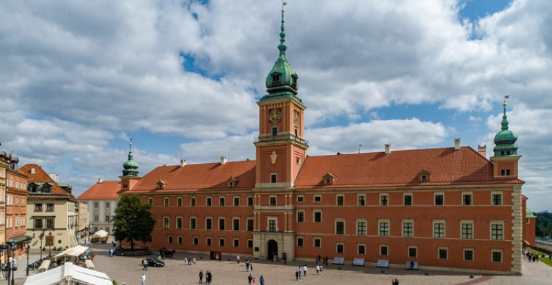 Zamek Królewski na 72. Urodziny Starówki – spacer z historią, spotkanie ze sztuką, kino pełne emocji