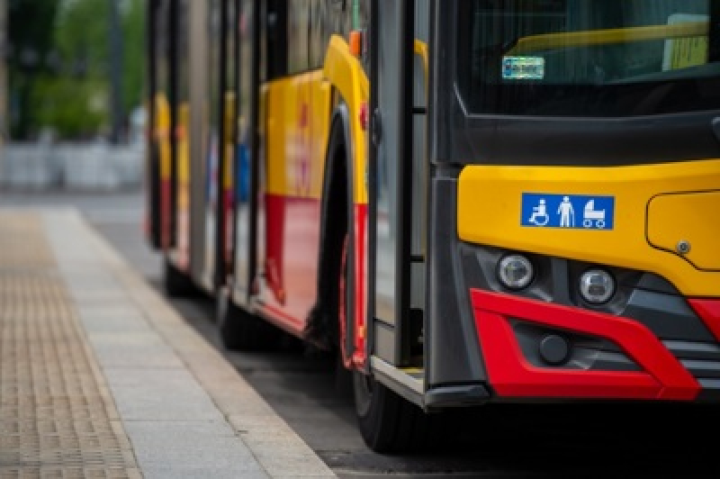 120 nowych autobusów dla Warszawy