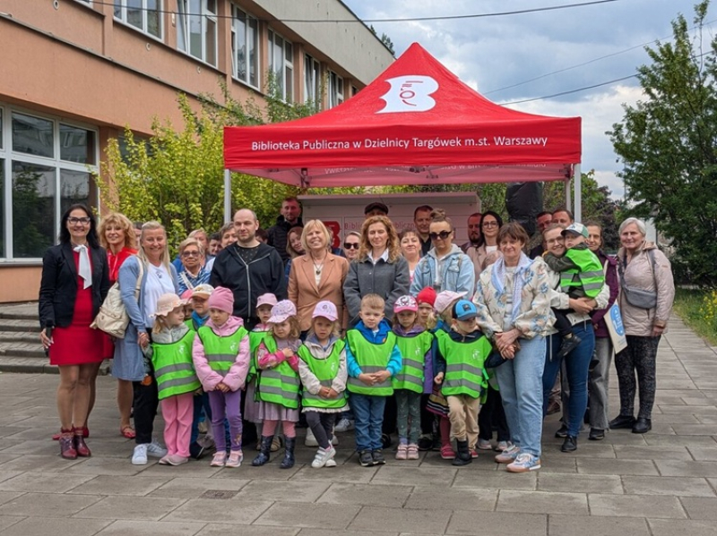 Nowy Książkomat na Targówku! Otwarcie Książkomatu na ul. Bazyliańskiej w Warszawie