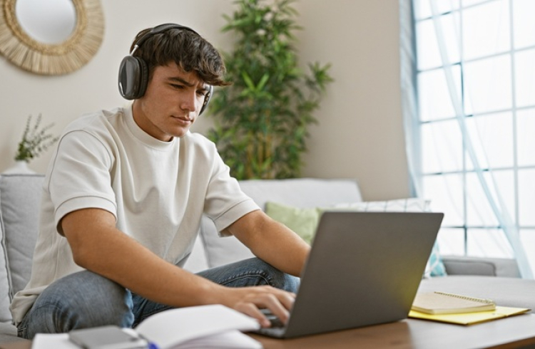 Rynek pierwotny i rynek wtórny – kompleksowy poradnik dla osób planujących zakup mieszkania