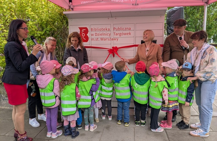 Nowy Książkomat na Targówku! Otwarcie Książkomatu na ul. Bazyliańskiej w Warszawie